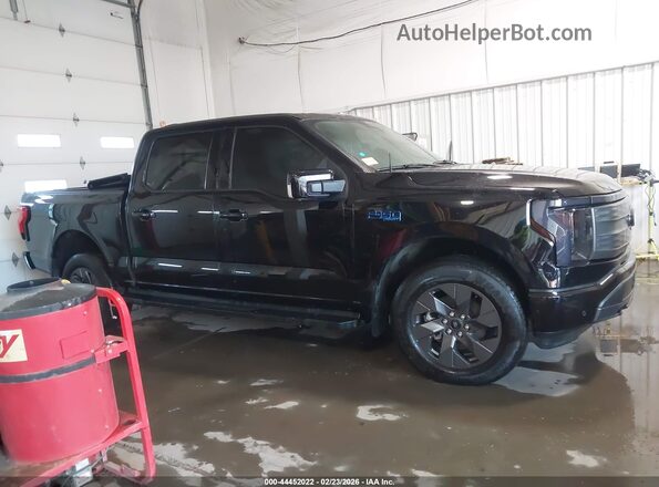 1FT6W5L70RWG31582 2024 FORD F-150 LIGHTNING Black 