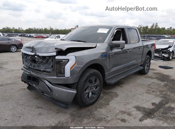 1FT6W5L73SWG16838 2025 FORD F-150 LIGHTNING Gray Առջևի ձախ երեք քառորդ տեսարան