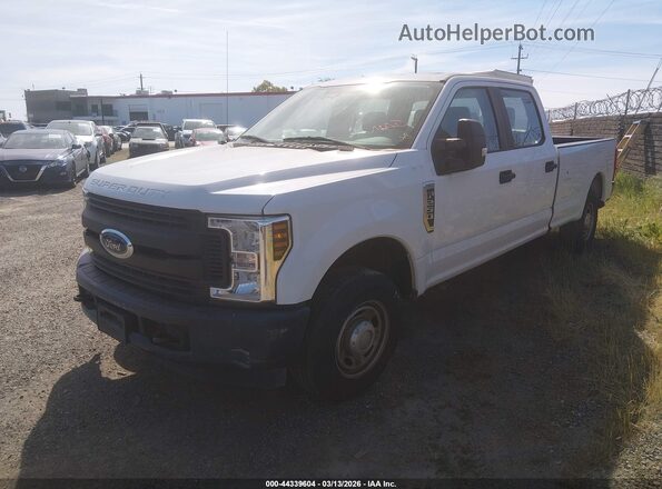 1FT7W2A65JEB98235 2018 FORD F-250 White წინა მარცხენა ხედი სამი მეოთხედიდან