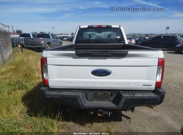 1FT7W2A65JEB98235 2018 FORD F-250 White 