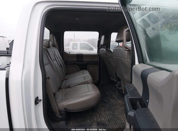 1FT7W2B6XKEC69848 2019 FORD F-250 White Widok naklejki z numerem VIN