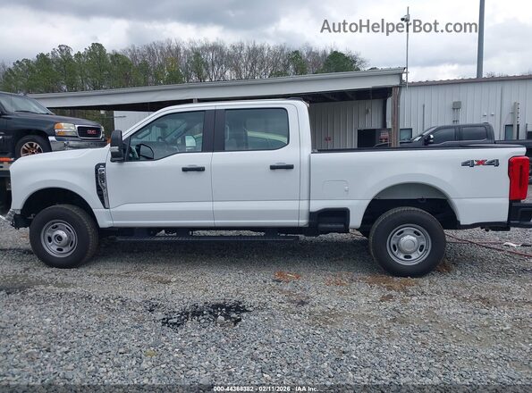 1FT7W2BA4TEC72170 2026 FORD F-250 White Vista interior de 360 grados