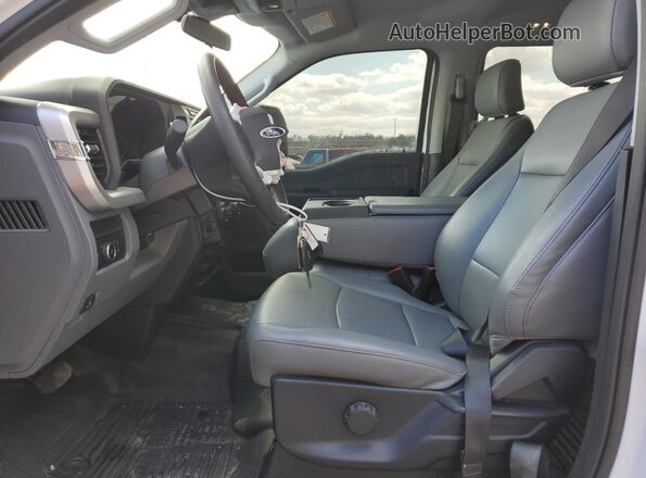 1FT7W2BAXREF03260 2024 FORD F250 White Սալոնի դիմացի տեսք
