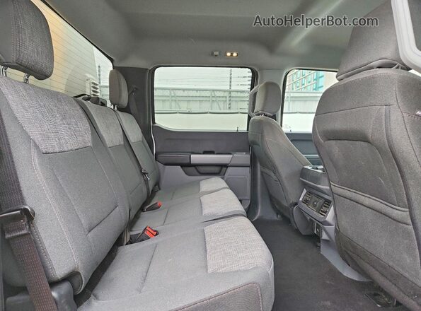 1FT7W2BN1REE56798 2024 FORD F250 White Rear seats view