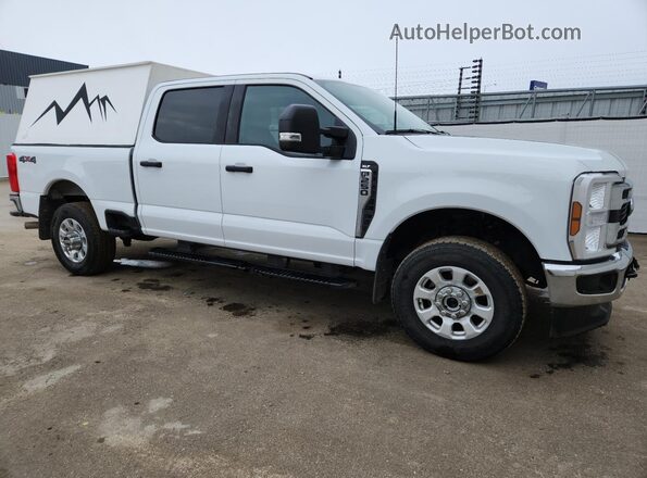 1FT7W2BN1REE56798 2024 FORD F250 White 360 interior view
