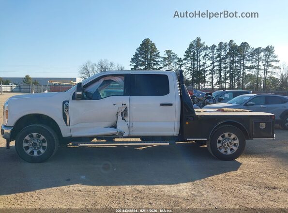 1FT7W2BN6REF94434 2024 FORD F-250 White 360 interior view