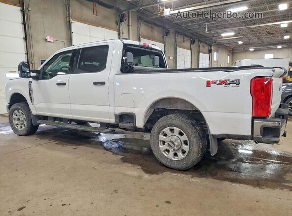 1FT7W2BN7PEE08932 2023 FORD F250 White Trasero izquierdo