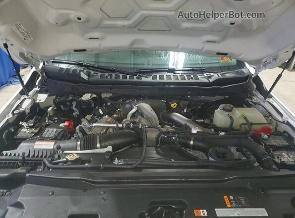 1FT7W2BT3TEC72033 2026 FORD F250 White Widok wnętrza z tyłu