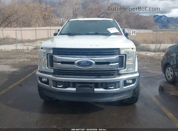 1FT7W2BT4HED79129 2017 FORD F-250 White Вид щитка приладів