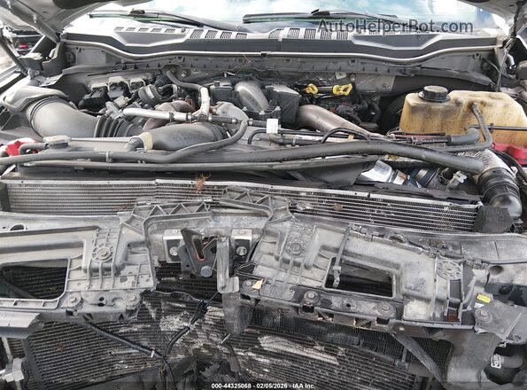 1FT7W2BT5JEB25533 2018 FORD F-250 Silver 