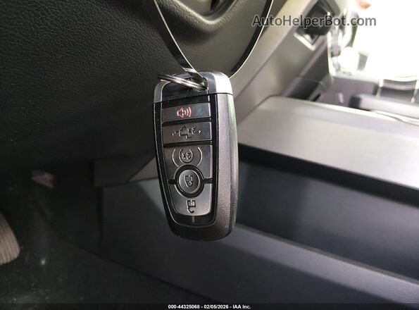 1FT7W2BT5JEB25533 2018 FORD F-250 Silver 