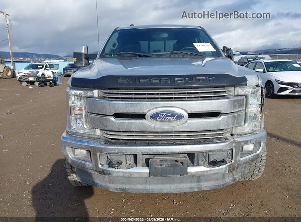 1FT7W2BT5JEC79210 2018 FORD F-250 Silver Widok zestawu wskaźników