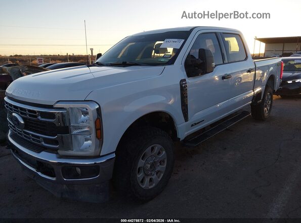 1FT7W2BT7REC63036 2024 FORD F-250 Белый Передняя левая четверть