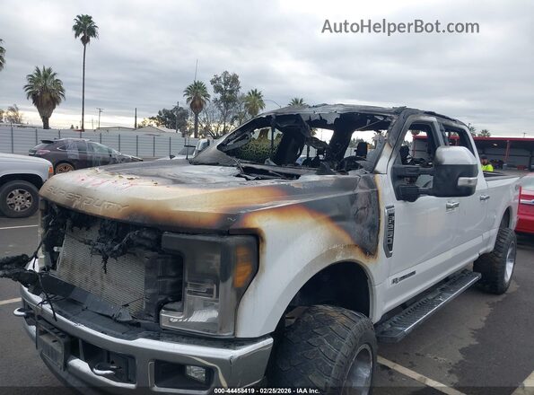 1FT7W2BTXHEF49445 2017 FORD F-250 White Вид спереду