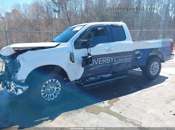 1FT7X2AT8NED45317 2022 FORD F-250 White Vista frontal