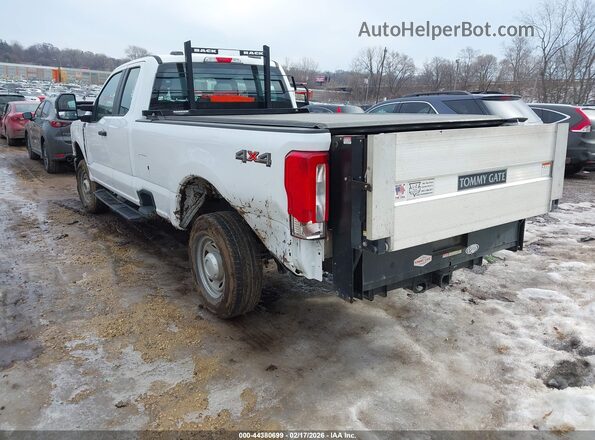 1FT7X2BA3REC82260 2024 FORD F-250 White 
