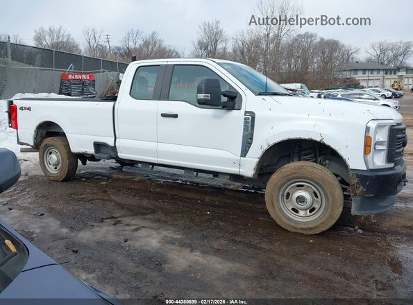 1FT7X2BA3REC82260 2024 FORD F-250 White 
