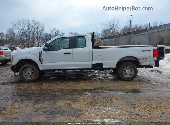 1FT7X2BA3REC82260 2024 FORD F-250 White 