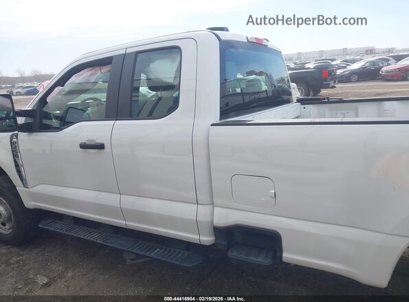 1FT7X2BA4REC83515 2024 FORD F-250 White Սալոնի 360 աստիճան տեսք