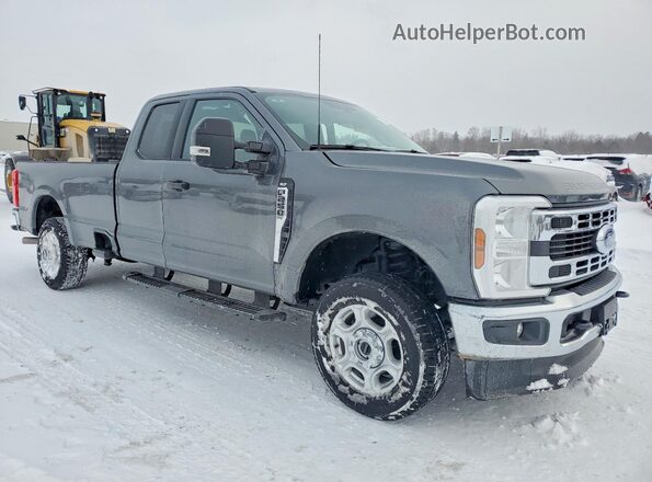 1FT7X2BN2TEC95074 2026 FORD F250 Gray Առջևի աջ