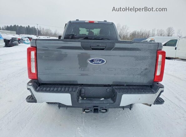 1FT7X2BN2TEC95074 2026 FORD F250 Gray Հետևի տեսք