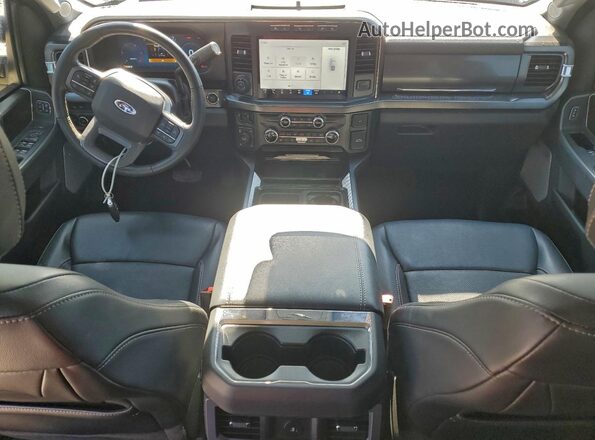 1FT8W2BT8PEE06111 2023 FORD F250 Black Առջևի վահանակի տեսք