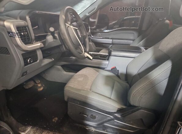 1FT8W2BT8SEC13563 2025 FORD F250 Black Vista interior delantera