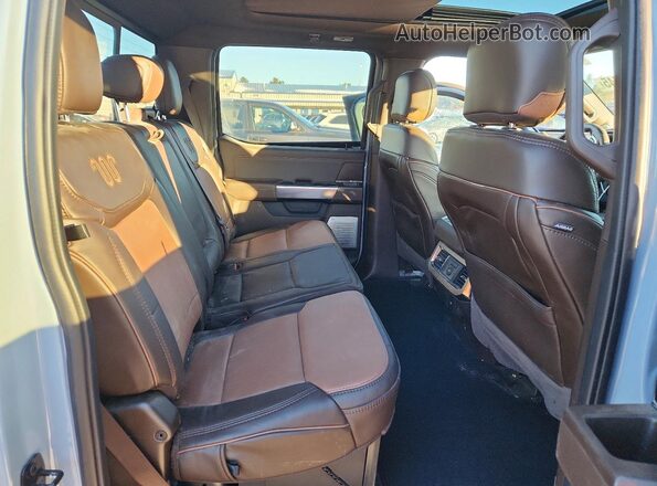 1FT8W3BM7RED71112 2024 FORD F350 Серый Вид задних сидений