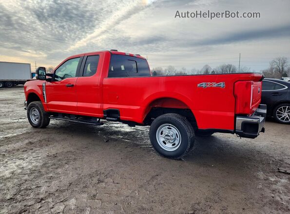 1FT8X2BA3PEC01825 2023 FORD F250 Red Trasero izquierdo