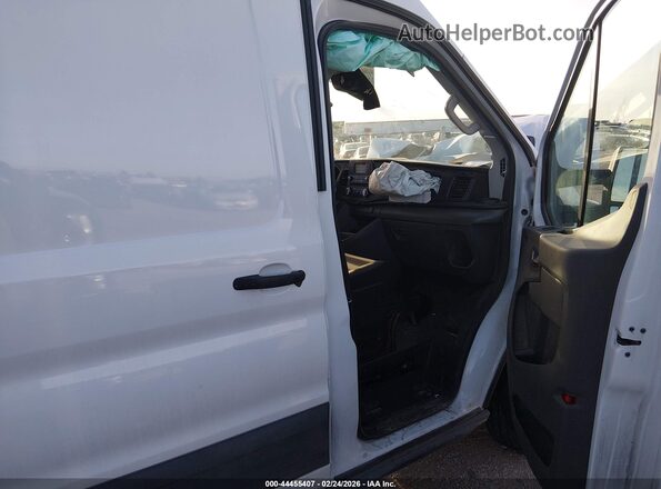 1FTBF4UG4NKA36310 2022 FORD TRANSIT-350 Белый Вид салона спереди
