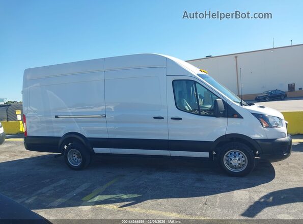 1FTBF4X88NKA21412 2022 FORD TRANSIT-350 Белый Вид задней части салона