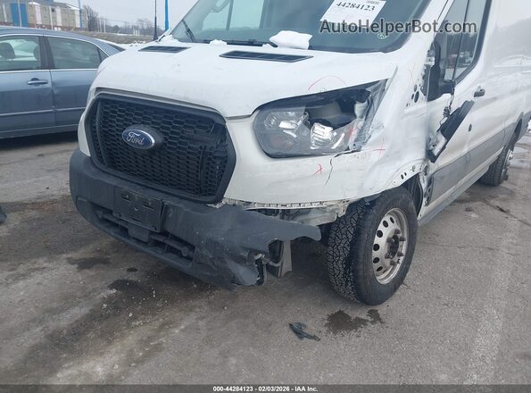 1FTBF7X85RKB67239 2024 FORD T-350 White Widok z przodu