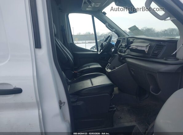 1FTBF7X85RKB67239 2024 FORD T-350 White Widok wnętrza z przodu
