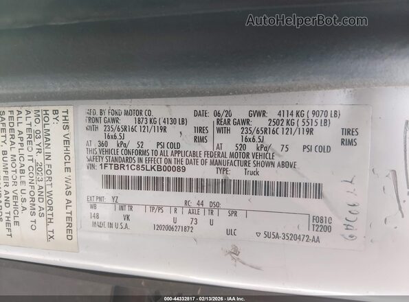 1FTBR1C85LKB00089 2020 FORD TRANSIT-250 White Vista del compartimento del motor