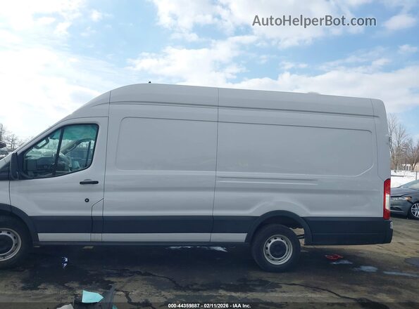 1FTBR3X86PKB01702 2023 FORD TRANSIT-250 White Սալոնի 360 աստիճան տեսք