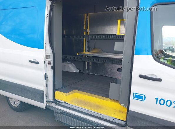 1FTBW3XK4NKA28461 2022 FORD E-TRANSIT-350 CARGO VAN White VIN sticker view