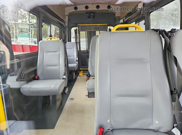 1FTBW3XM3JKA48194 2018 FORD TRANSIT Белый Вид задних сидений