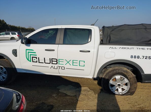 1FTER4BH8RLE24382 2024 FORD RANG White Widok wnętrza 360 stopni