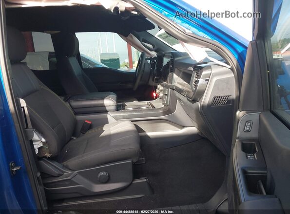 1FTEX2K51SKD76722 2025 FORD F150 Blue Widok wnętrza z przodu