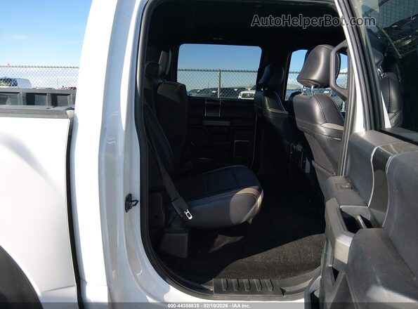 1FTFW1RG3HFC90435 2017 FORD F150 Белый 