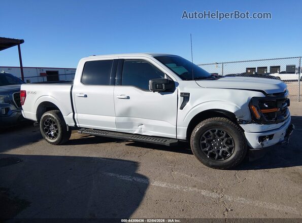 1FTFW3L85SKE23191 2025 FORD F150 White Widok wnętrza z tyłu