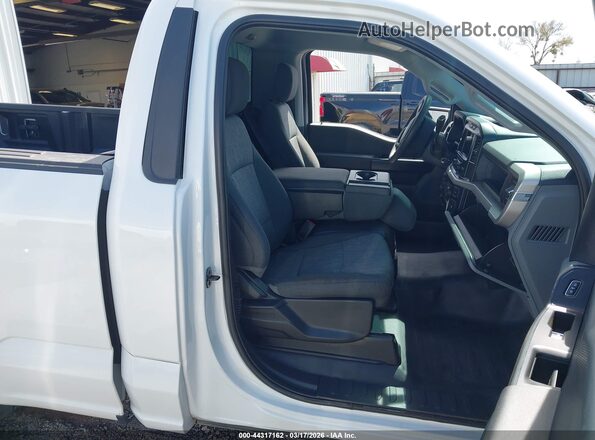 1FTMF1CP6PKF58805 2023 FORD F150 White VIN կոդի պիտակի տեսք