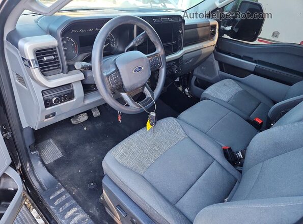 1FTRF4DM8PEC86980 2023 FORD F450 Black Dashboard view