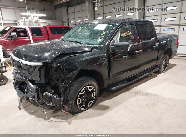 1FTVW1EL8PWG40140 2023 FORD F-150 LIGHTNING Black Առջևի ձախ երեք քառորդ տեսարան