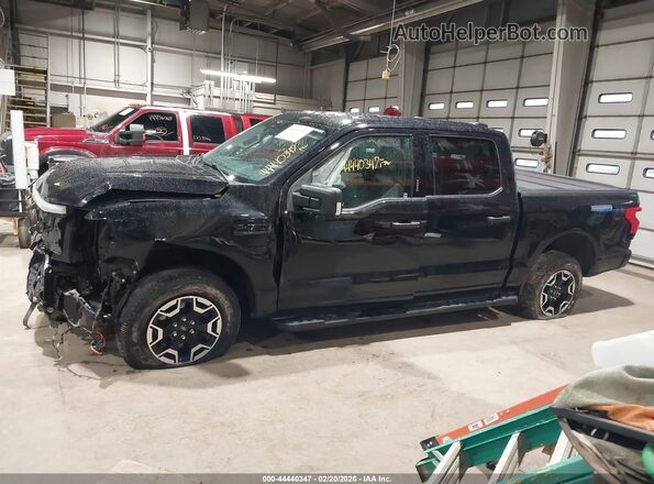 1FTVW1EL8PWG40140 2023 FORD F-150 LIGHTNING Black Սալոնի 360 աստիճան տեսք