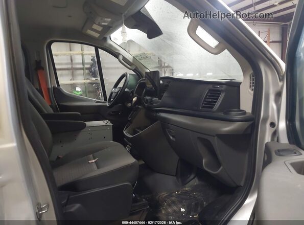 1FTYE2Y82PKB66223 2023 FORD TRANSIT-150 Silver Vista interior delantera
