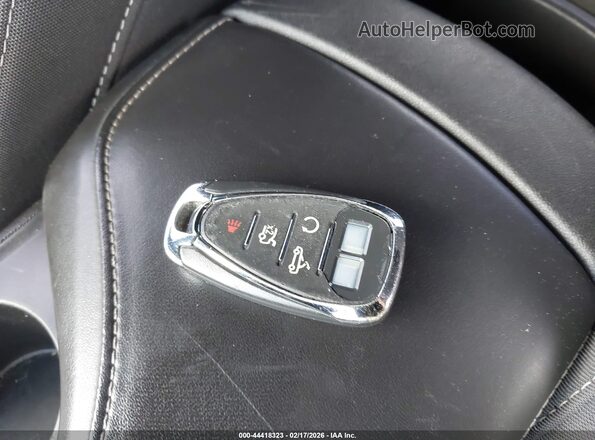 1G1FB3DS2G0168372 2016 CHEVROLET CAMARO Черный Вид панели приборов