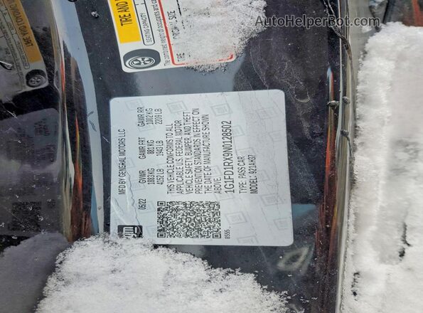 1G1FD1RX9N0128502 2022 CHEVROLET CAMARO Черный Вид подкапотного пространства