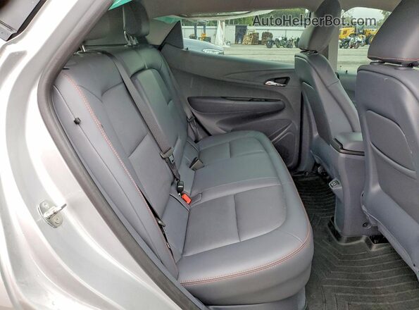 1G1FX6S09J4119707 2018 CHEVROLET BOLT Silver Widok tylnych siedzeń