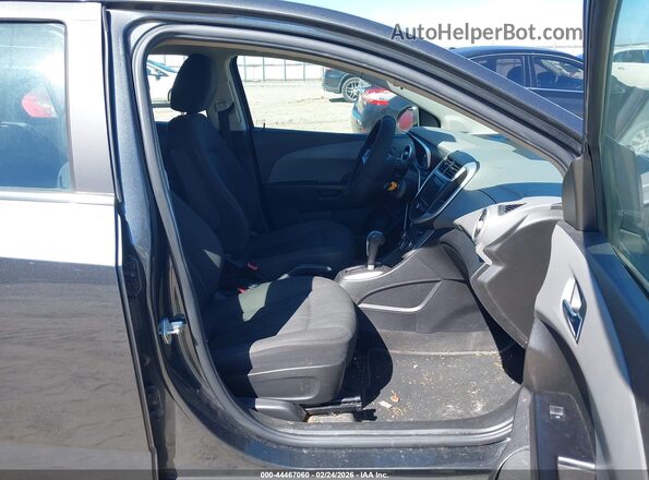 1G1JD5SHXJ4126572 2018 CHEVROLET SONIC Gray 